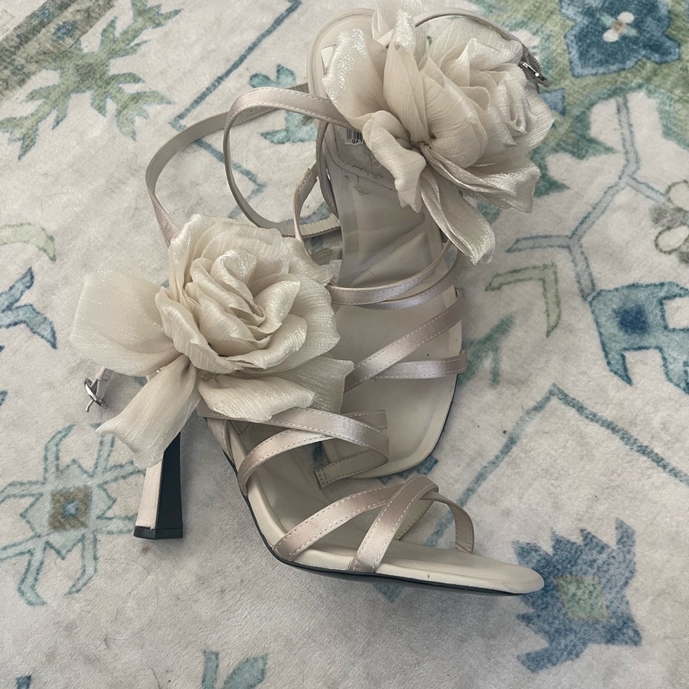 Karl Lagerfeld Ivory Floral Strappy Heel Sandals